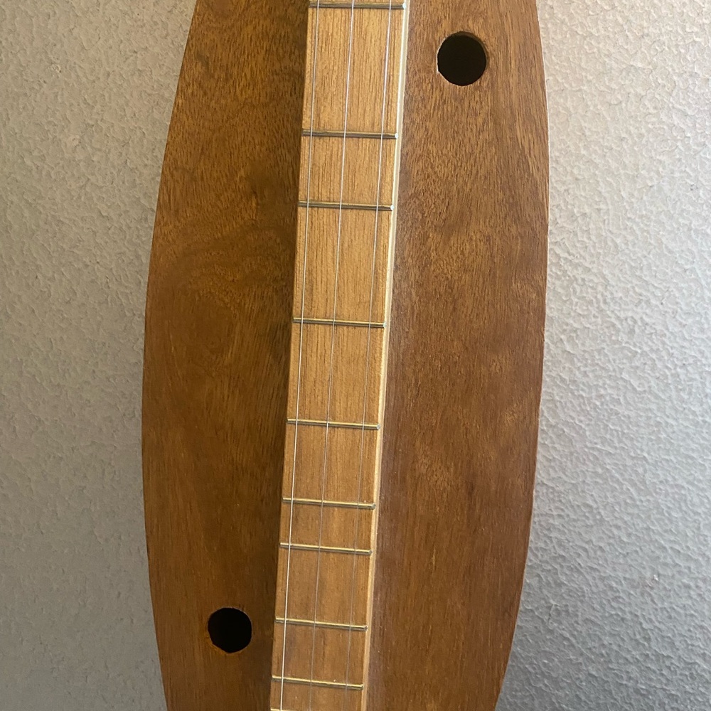 Dulcimer - Picture 5 of 8